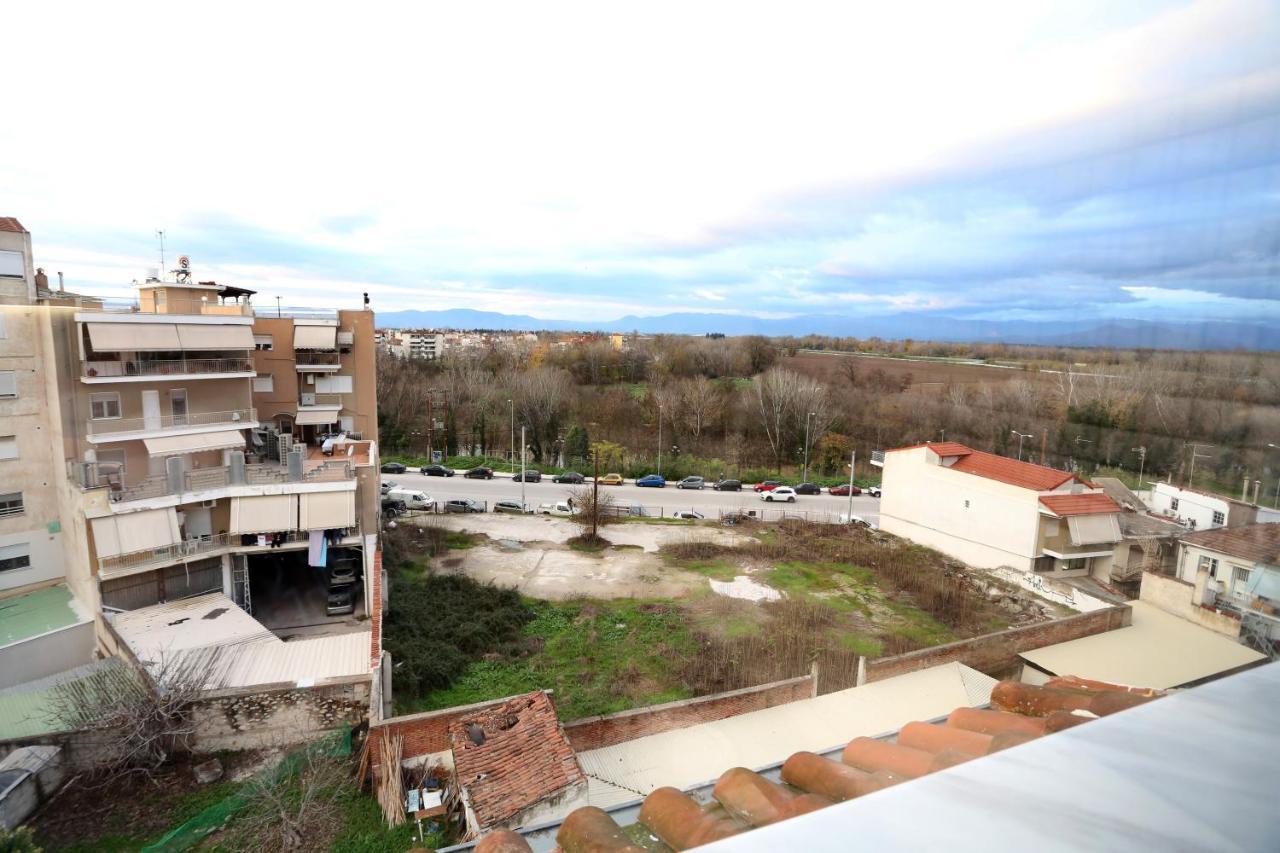 La Larissa Luxury Apartments Dafne Екстер'єр фото