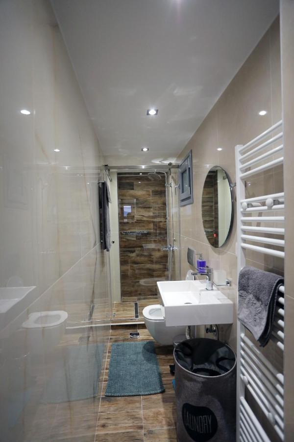 La Larissa Luxury Apartments Dafne Екстер'єр фото